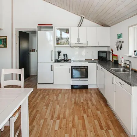 2 Bedroom In Samso
